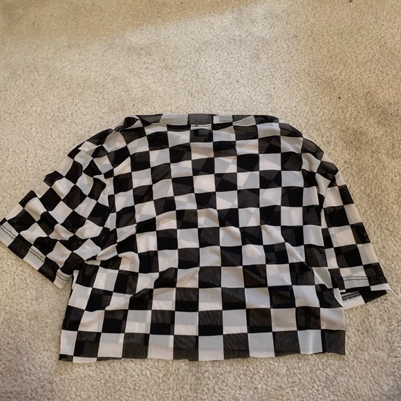Cropped forever 21 Mesh tee - Picture 2 of 2
